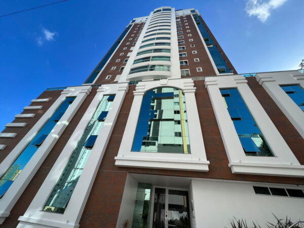 Apartamento no Edifício Carmel Vista Alta