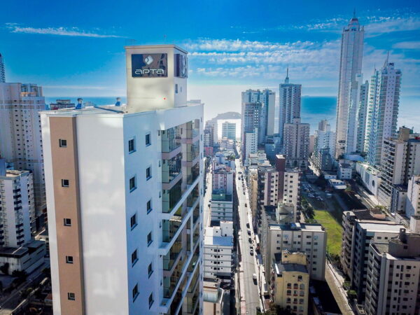 Venda de apto no Exuberance Residence em Balneário Camboriú