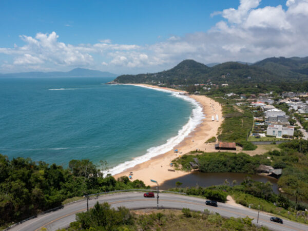 Casa Moderna no Pátio Estaleiro