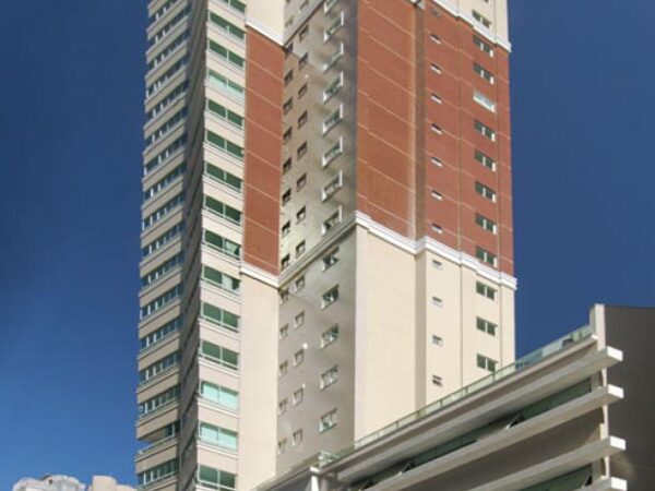 Apartamento no Edifício Lorena Cristina Residence