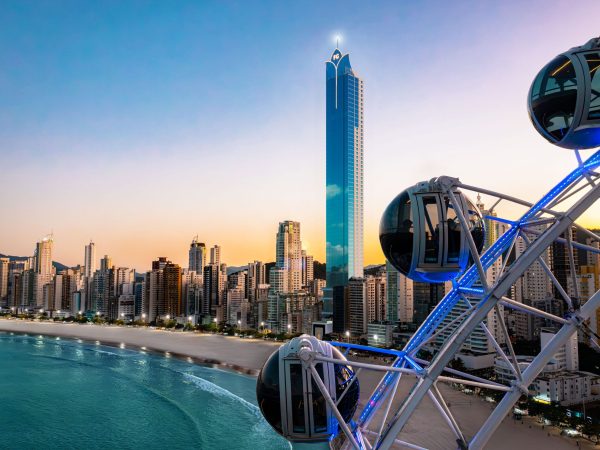 Apto à Venda no Boreal Tower em Balneário Camboriú