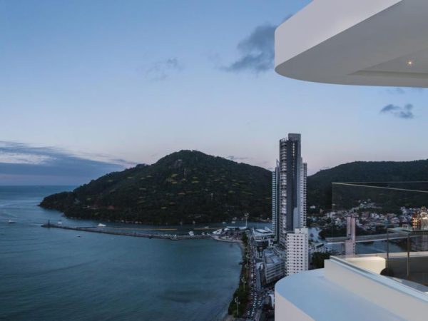 Venda de apto no Tonino Lamborghini em Balneário Camboriú