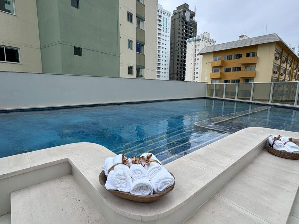 Apto à Venda no Skyline Tower em Balneário Camboriú