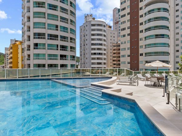 Apartamento no Skyline Tower