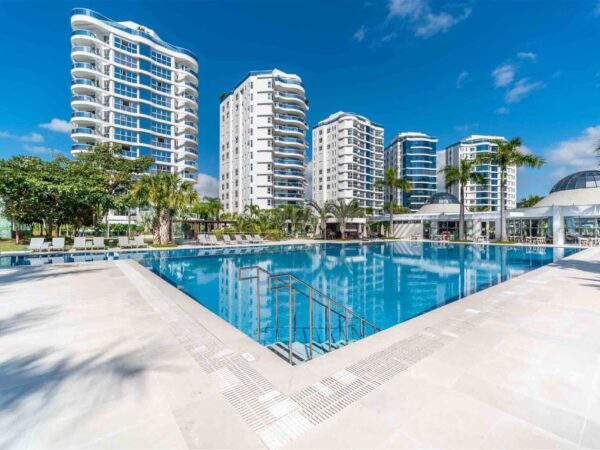 Apartamento á Venda no Brava Home Resort Itajaí