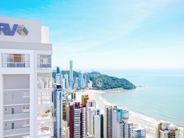 Apartamento no Meridian Tower