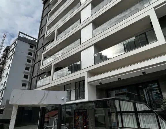 Apartamento no Brava Garden Residence á venda